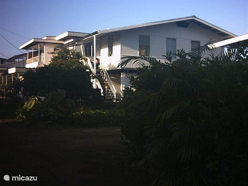 Maison de Vacances Suriname, Paramaribo, Paramaribo Maison de vacances Huize Roza, sûr et proche du centre