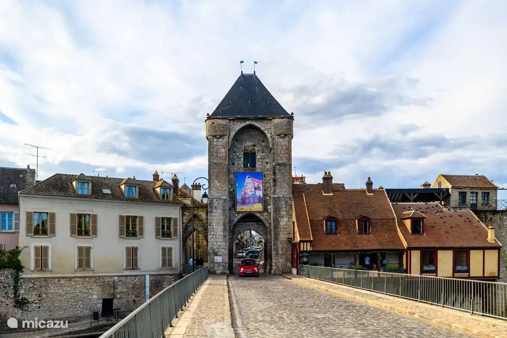 Port de la Bourgogne.