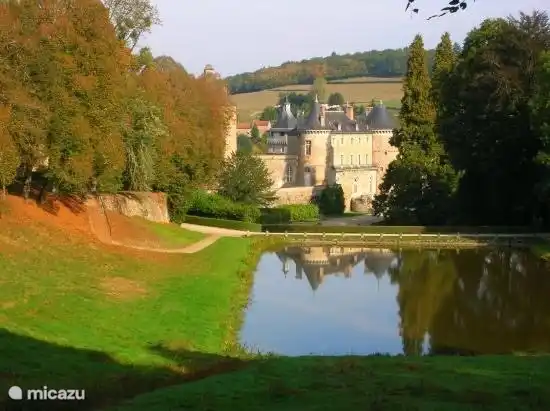 Burcht Chastellux, Tour mehrere Tage in der Woche.