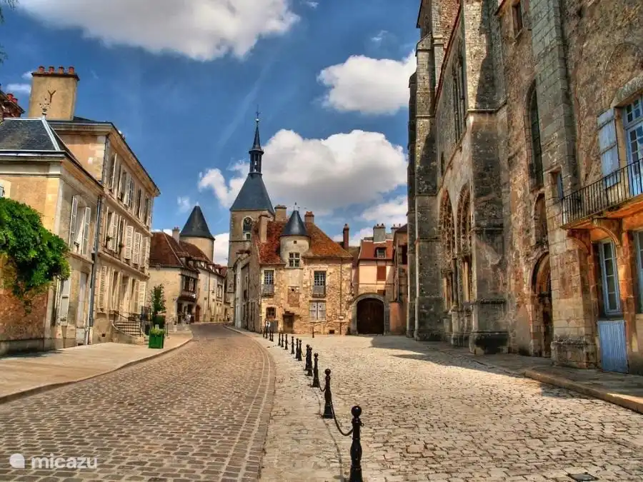 Die Altstadt von Avallon