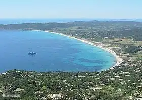playa de pampelonne. A 4 km la playa jet set pero también le plage naturist ..