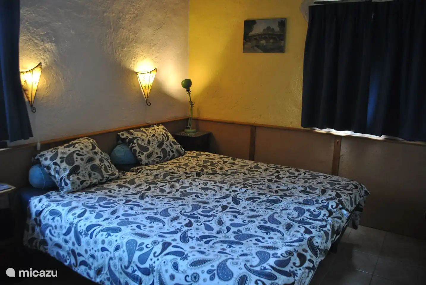 Großes Schlafzimmer