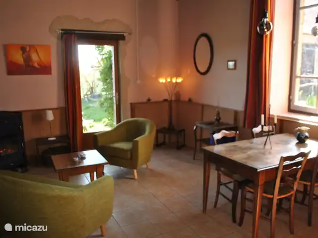 Location de Vacances France, Allier, Vernusse, gîte / cottage - la source Maison de vacances atmosphérique