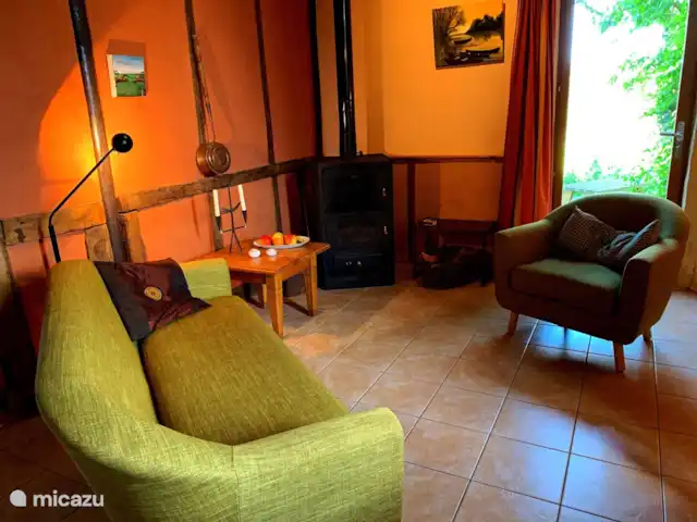 Location de Vacances France, Allier, Vernusse, gîte / cottage - la source Zone assise
