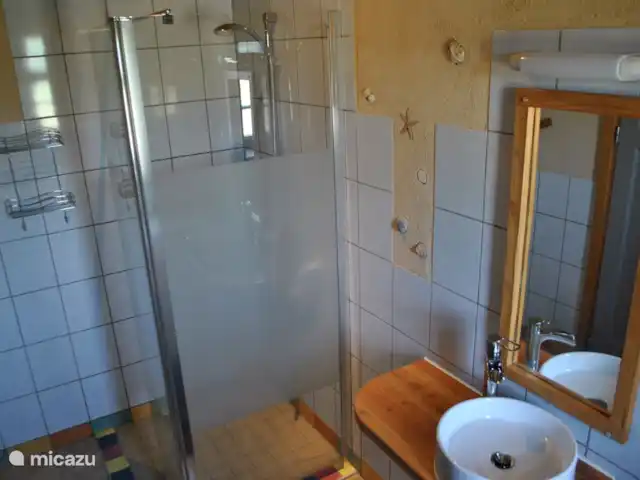 Location de Vacances France, Allier, Vernusse, gîte / cottage - la source Salle de bains