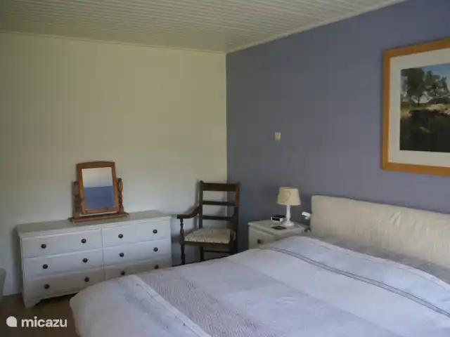 Sous le Chêne ferme de vacances | Pays-Bas, Drenthe, Diever - ferme La chambre double avec sommiers à ressorts et TV LCD