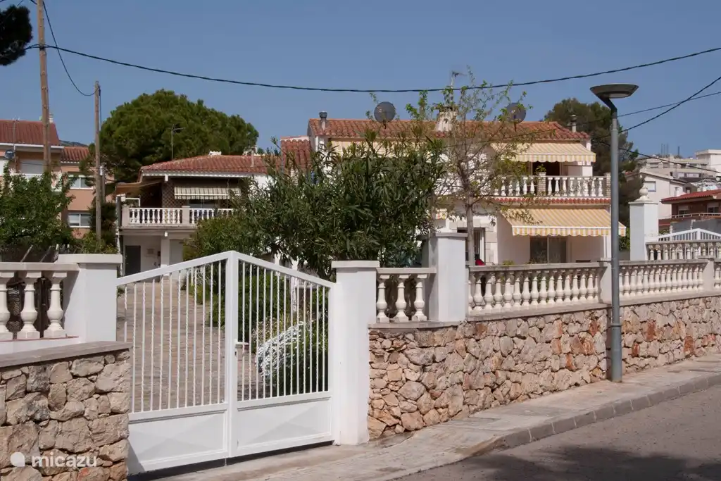Afgesloten parkeerterrein