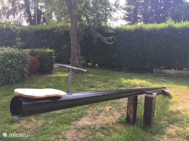 El Looische Hoeve en Países Bajos, Limburgo, Wellerlooi - casa de campo balancín