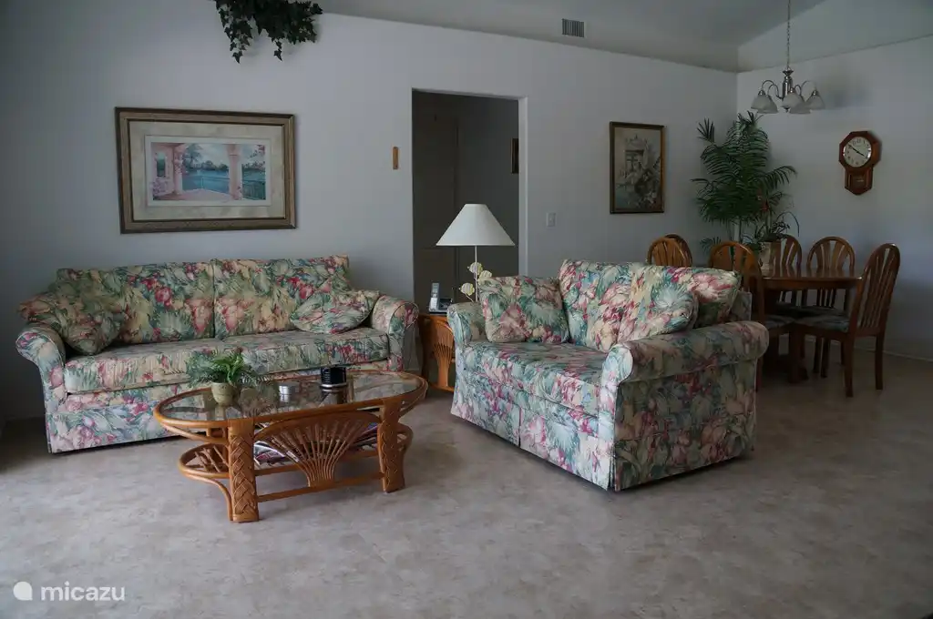 Ein Teil des Wohnzimmers.