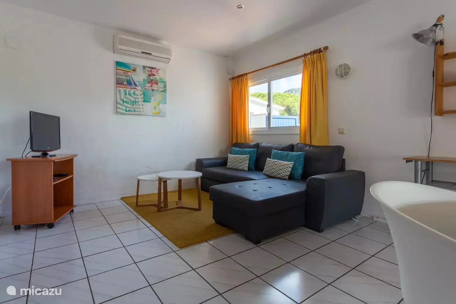 Salon (Renovierung 2020)