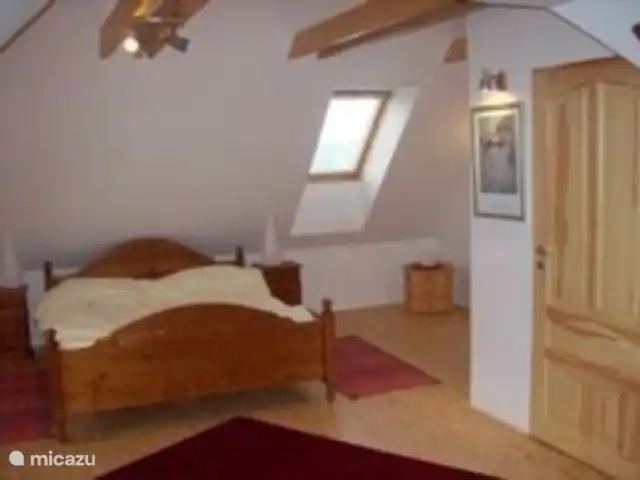 vakantiehuis huren in Tsjechië, Hradec Králové, Lampertice – Vakantiehuis DAVRI slaapkamer boven met 2-persoons bed