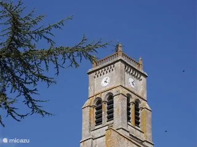 Gareine Blonde Berneuil | France, Haute-Vienne, Blond - maison de vacances Le clocher de l’église Notre-Dame de Bellac