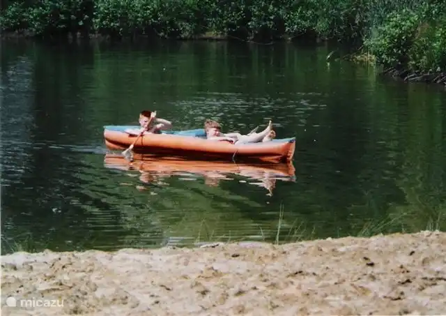 Bringen Sie ein Boot für Ihre Kinder mit