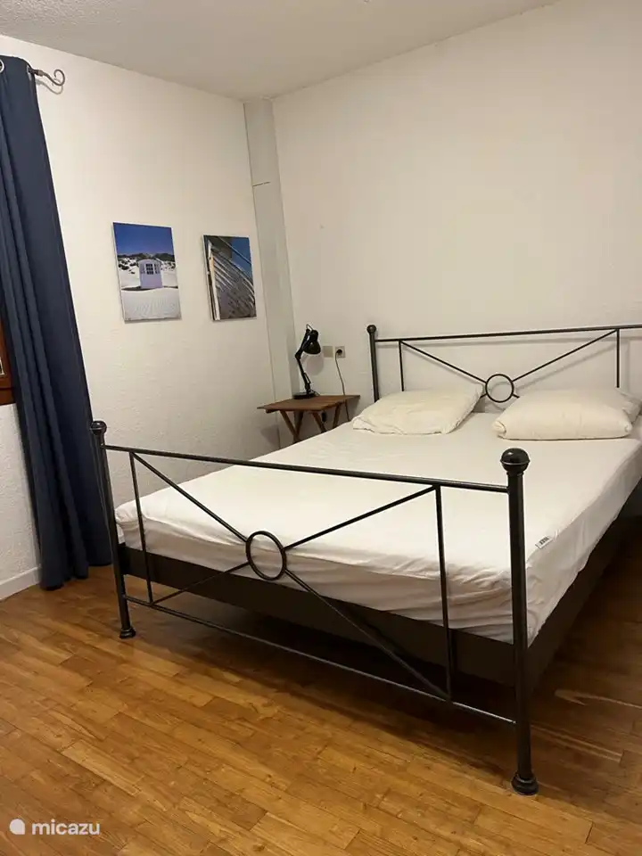 een van de drie slaapkamers boven