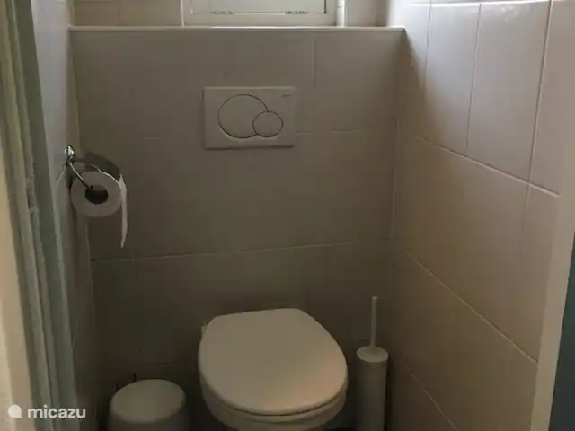 Wandelen, Nederland, Overijssel, Schalkhaar, boerderij Vakantieboerderij Deventer Toilet