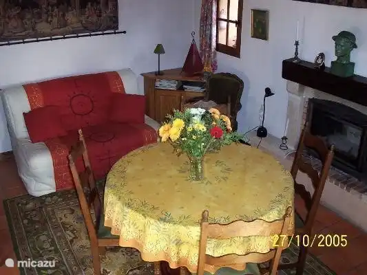 ein Teil des Wohnzimmers