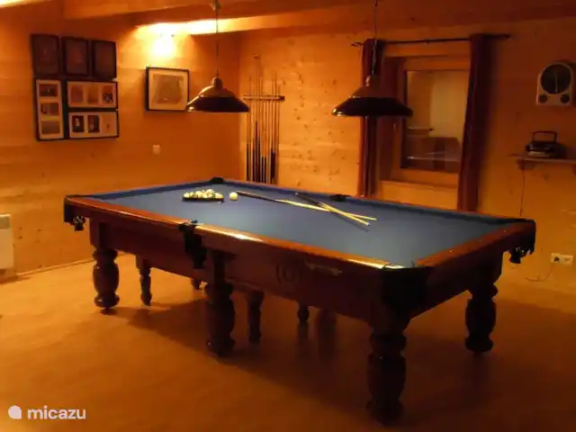 Chalet Le Passe-Temps en Francia, Alta Saboya, Saint-Jean-d'Aulps - casa vacacional billar de piscina de tamaño de competencia
