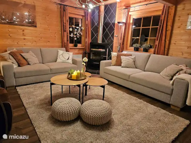 Chalet Le Passe-Temps en Francia, Alta Saboya, Saint-Jean-d'Aulps - casa vacacional Salón