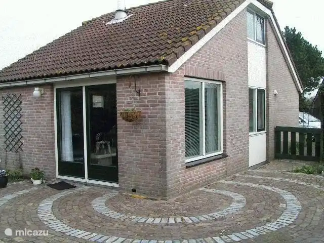 Bungalow in Egmond a/d Hoef