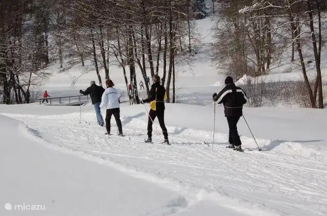 In der Umgebung gibt es schöne Loipen zum Langlaufen