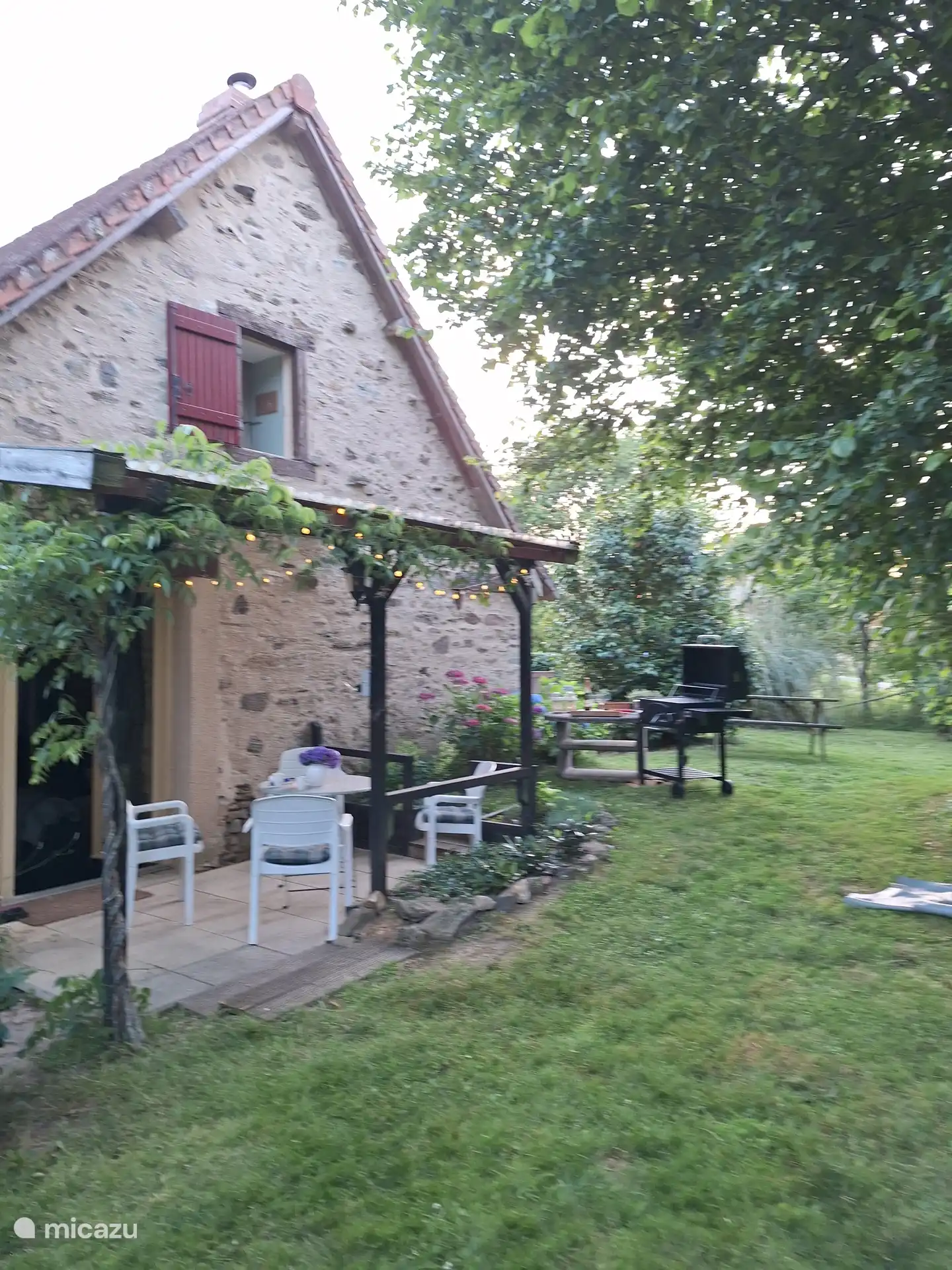 Covered terrace with bbq corner for a cozy BBQ