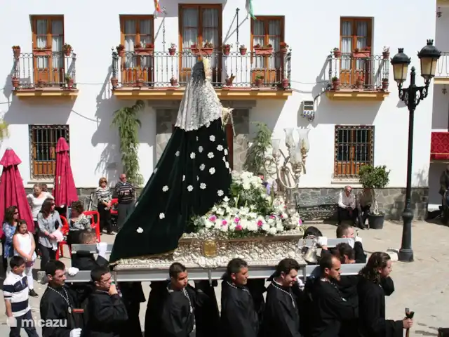 Location de Vacances Espagne, Andalousie, Guaro, maison de vacances - Casa Sonrisa Procession Semana Santa à Guaro