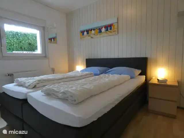 Location de Vacances Allemagne, Sauerland, Husen - Lichtenau, maison mitoyenne - EuropeFeriendorf C7 chambre principale