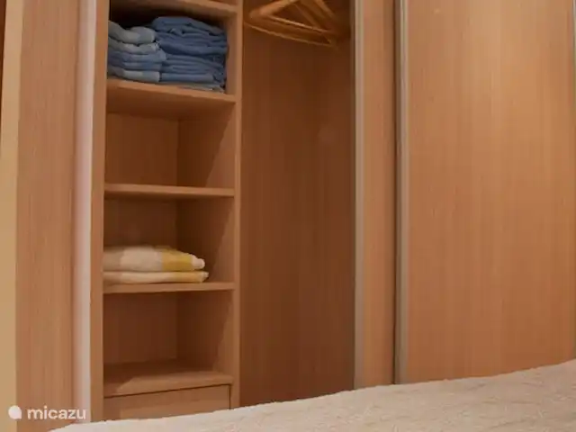 Casas Sitori Appartement 4 | Espagne, Costa Dorada, La Ràpita - appartement Armoire à linge avec linge