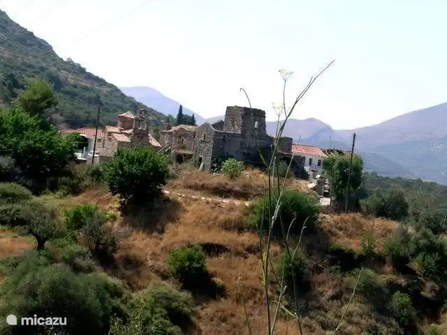Paradisi Edo en Grecia, Peloponeso, Germa - casa vacacional El ex convento, Germa.