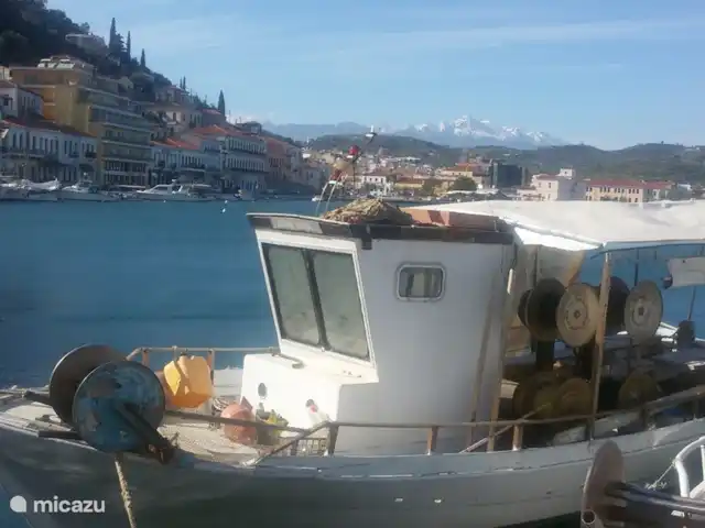 Paradisi Edo en Grecia, Peloponeso, Germa - casa vacacional La ciudad portuaria de Gythio