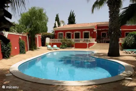 Villa Andorinha De Zwaluw In Carvoeiro Algarve Huren Micazu