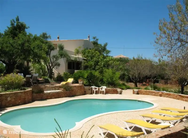 Mae Home in Portugal, Algarve, Quelfes - Villa