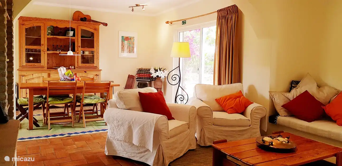 Mae Home in Portugal, Algarve, Quelfes - Villa