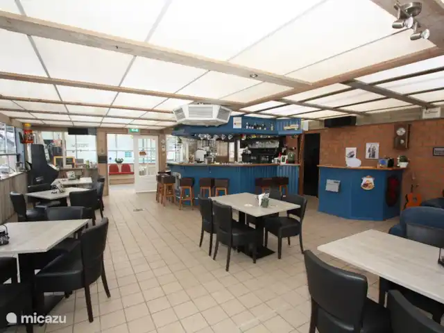 Beaucoup d'espace | Pays-Bas, Gueldre, Wageningen - chalet Restaurant La Cantine