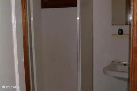 Vacation rental Netherlands, Overijssel, Mariënberg holiday house Boshut shower