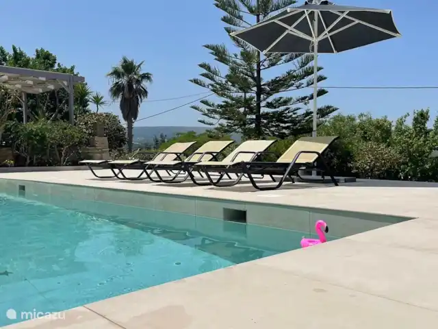 Jasmin & Olives huren in Griekenland, Kreta, Perama - geschakelde woning Ligstoel reserveren is niet nodig, all yours!