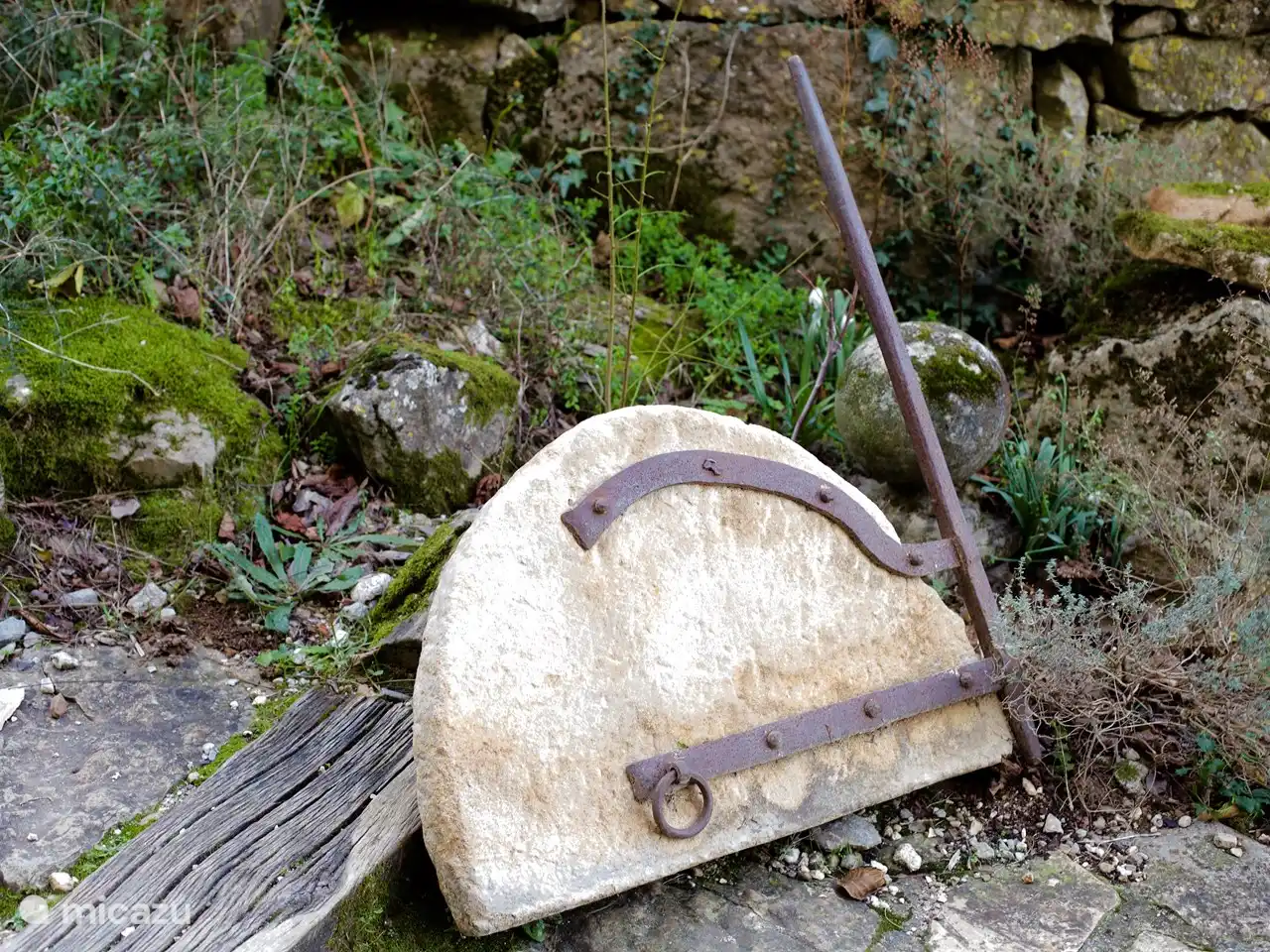 De ovendeur van het vroegere bakhuis, nu de Bakkerij
