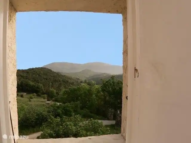 Location de Vacances France, Gard, Robiac-Rochessadoule, manoir / château - Het Elysium 4 à 5 p Vue depuis l'Elysée sur les collines des Cévennes.