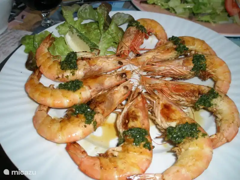 Lekker gamba's eten aan het strandhuis van Messanges
