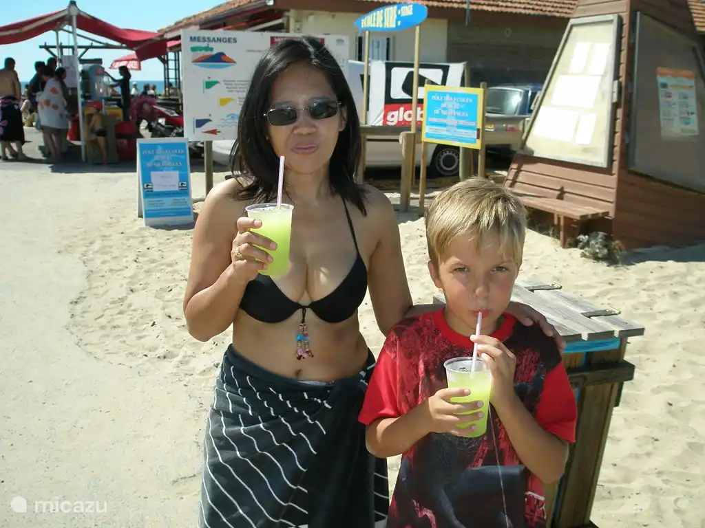 Slush puppy aan het strand