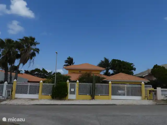 Kas na Nort | Curaçao, Curaçao-Centre, Sunset Heights - villa Villa de vacances vue de face 'Kas na Nort'