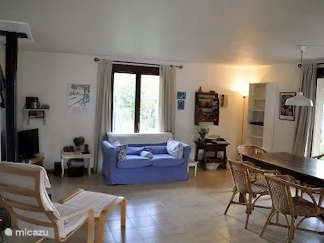 Casa Frangoille en Francia, Hérault, La Tour-sur-Orb - casa vacacional Sala de estar