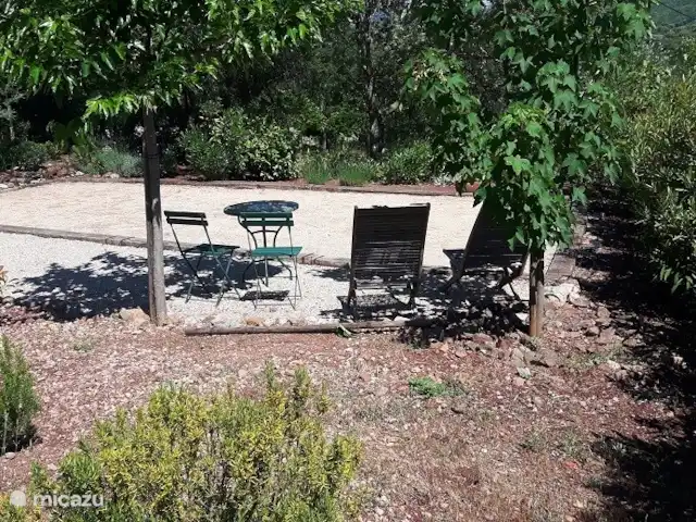 Casa Frangoille en Francia, Hérault, La Tour-sur-Orb - casa vacacional Asiento en la corte del Jeu de Boulle
