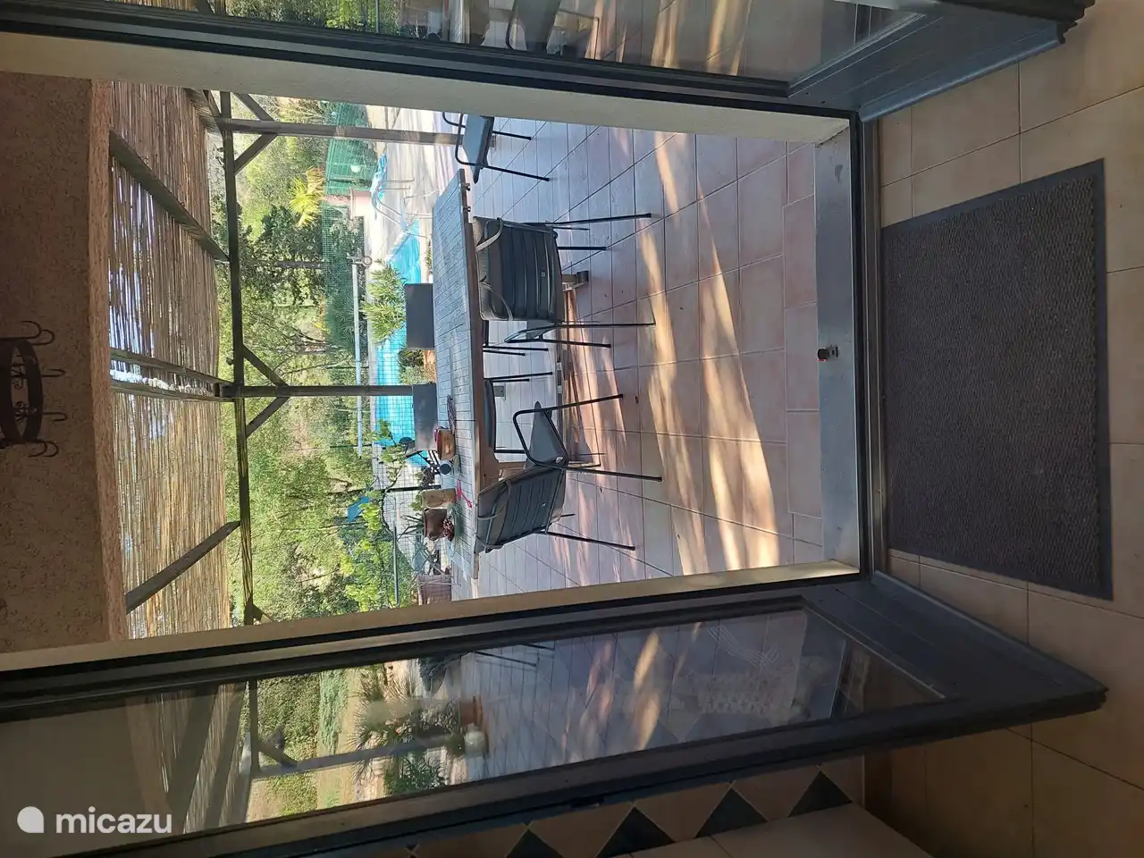 Mit Blick auf die Küche