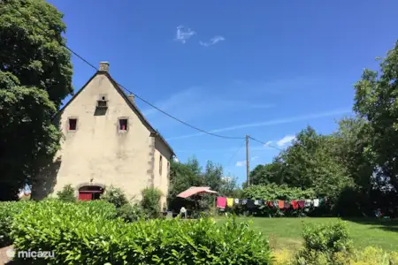 Vakantiehuis Frankrijk, Puy-de-Dôme, Avèze landhuis / kasteel Maison de Chazelles Vakantiehuis Frankrijk, Puy-de-Dôme, Avèze landhuis / kasteel Maison de Chazelles