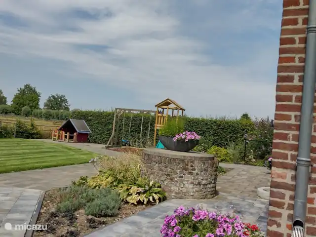 De Zanderhoeve huren in Nederland, Limburg, Wellerlooi - boerderij Mooie Tuin met speeltoestel