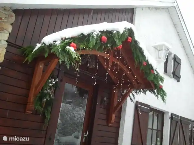 Und wenn Sie tun müssen, um zu rauchen? Dann bist du unter dem Vordach trocken.