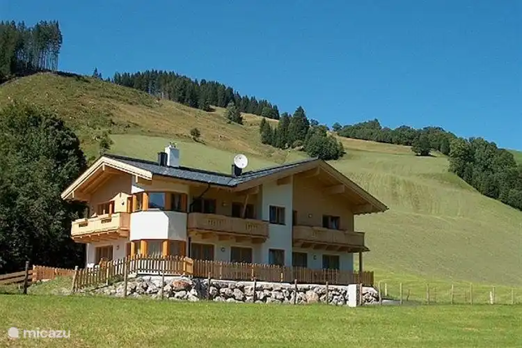 Haus Hollandia zomer