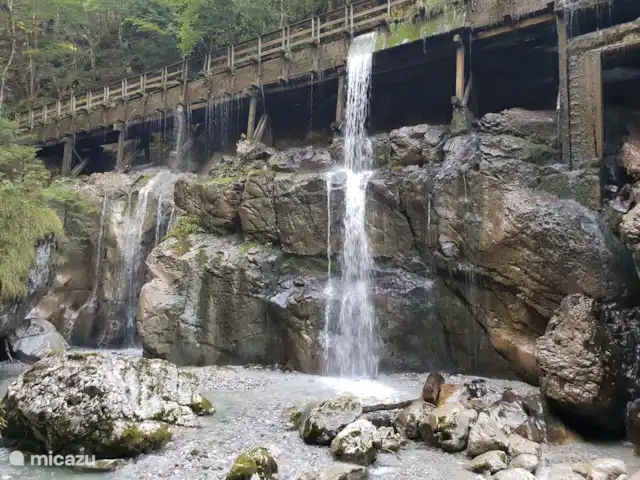 Haus Hollandia / Hasenbach huren in Oostenrijk, Salzburgerland, Hinterglemm - appartement Wandelpaden leiden u naar vele watervalletjes in de bergen