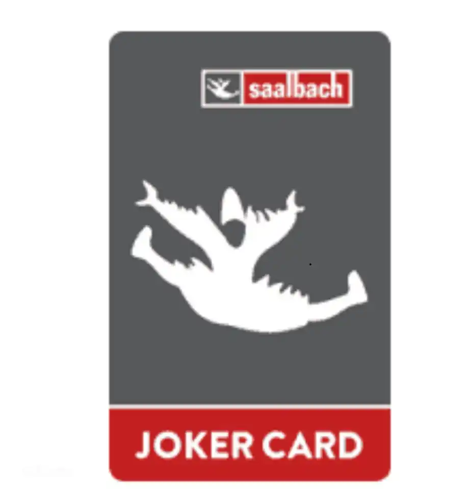 Sinds de zomer van 2021 kunnen wij u tegen een meerprijs een Jokercard aan bieden. Deze kaart geeft oa gratis toegang tot 1 van de 6 liften die in de zomer zijn geopend. Of zwemmen in het Erlebnis zwembad in Saalbach. Informeer naar de mogelijkheden en kosten.